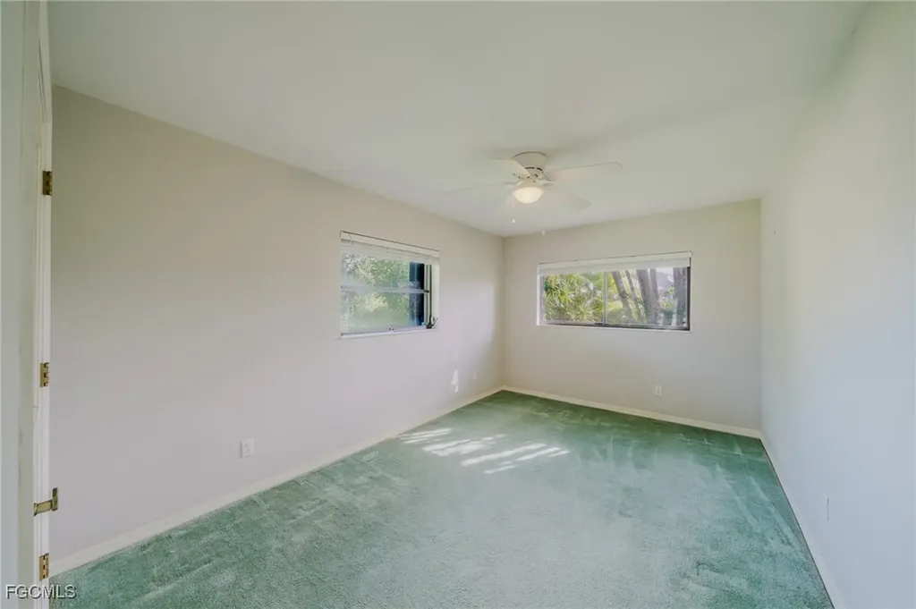 4015 SE 9th Court Cape Coral FL 33904
