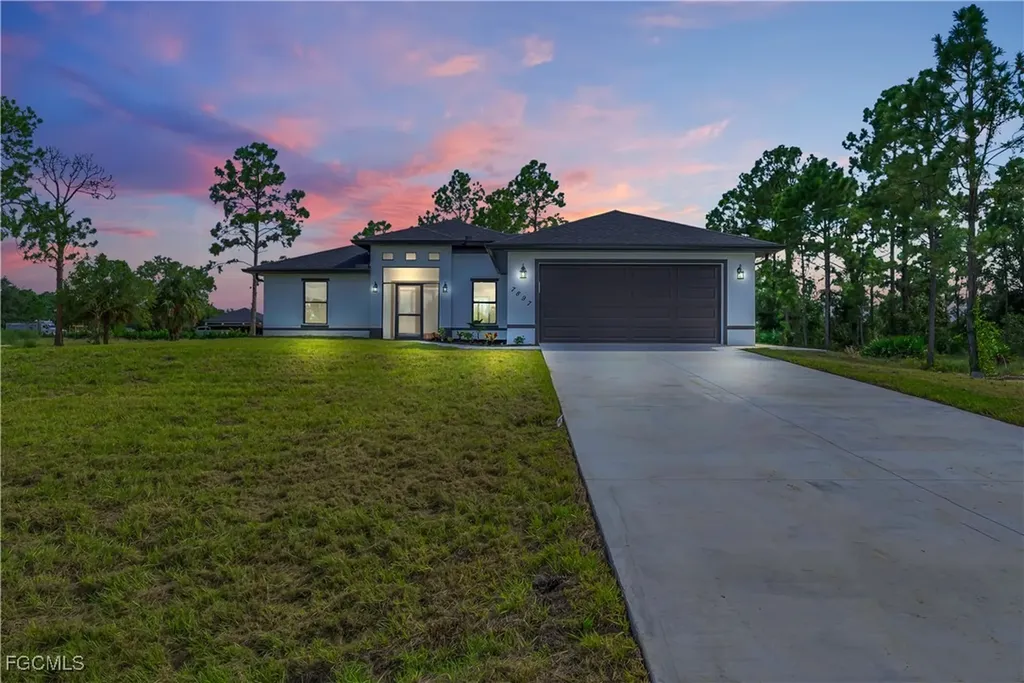 7602 18th Place Labelle FL 33935