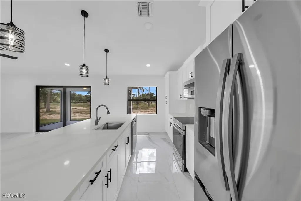 7602 18th Place Labelle FL 33935