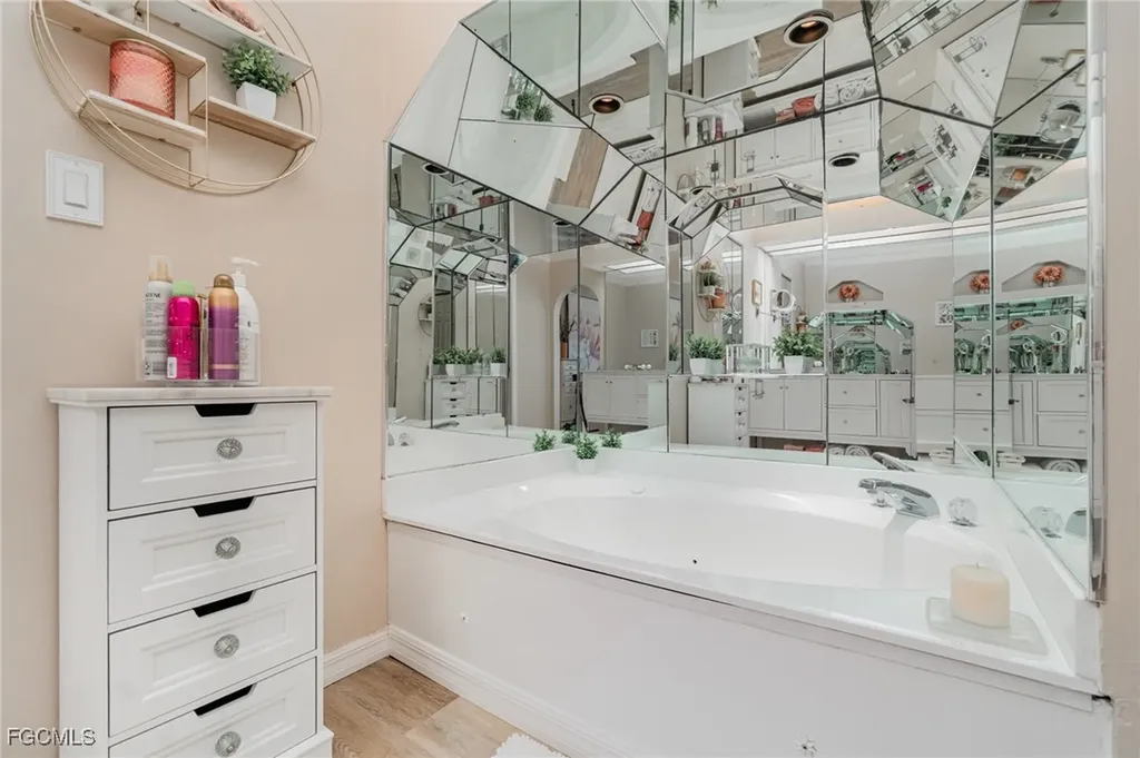 6701 Idlewild Street Fort Myers FL 33966