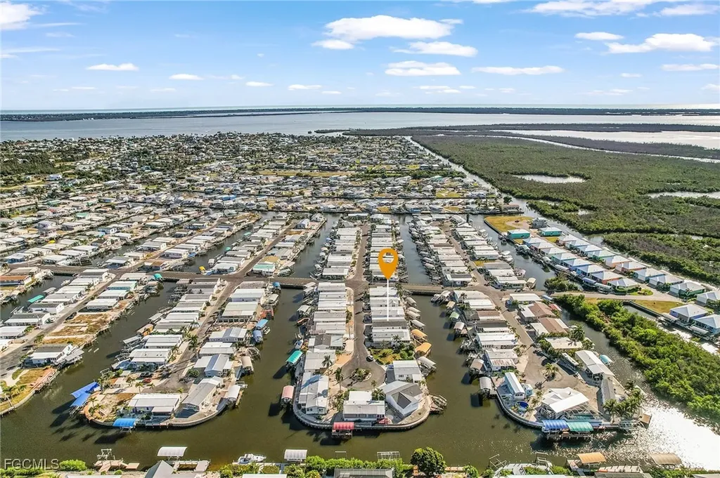 3089 Skipper Lane St. James City FL 33956