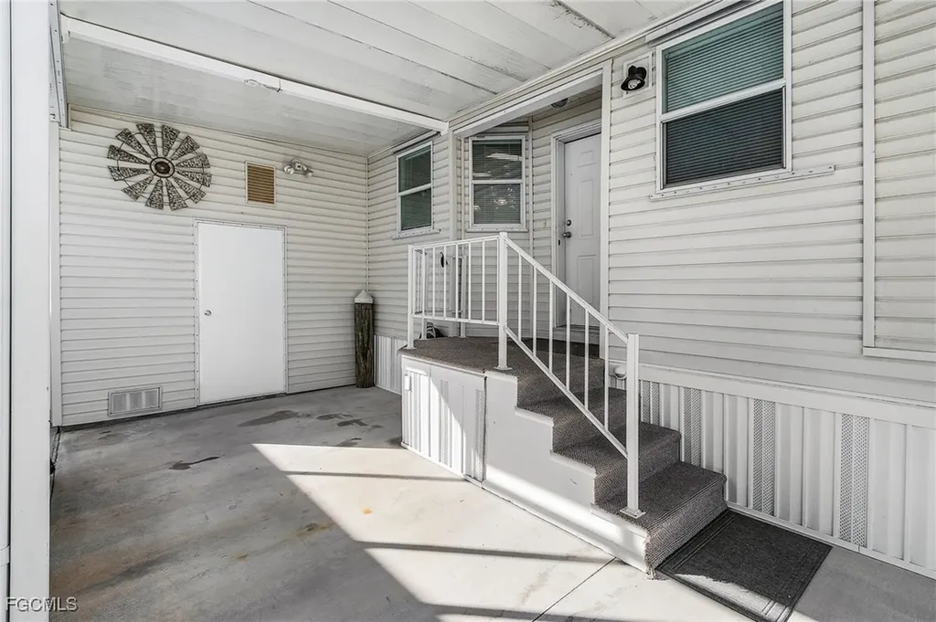 3089 Skipper Lane St. James City FL 33956