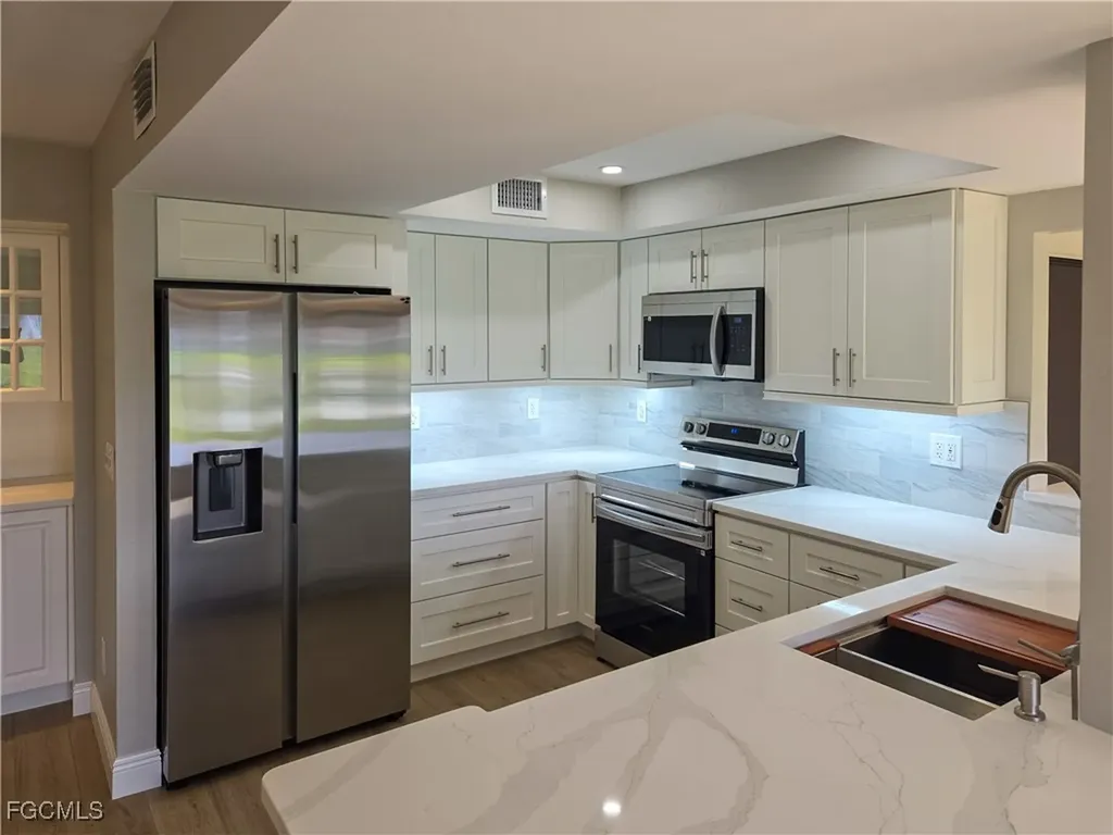 5790 Trailwinds Drive Fort Myers FL 33907