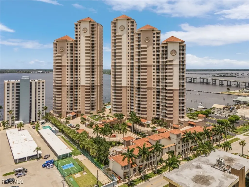 Fort Myers FL, 2090 W First Street, Unit 510