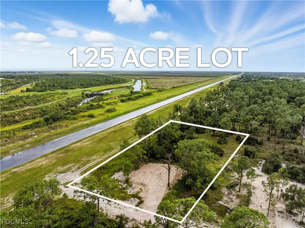 7501 19th Terrace Labelle FL 33935