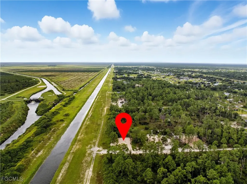 7501 19th Terrace Labelle FL 33935
