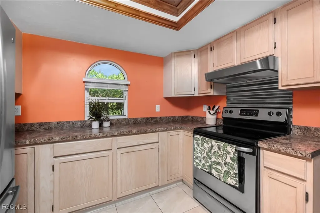 6047 Tabor Avenue Fort Myers FL 33905