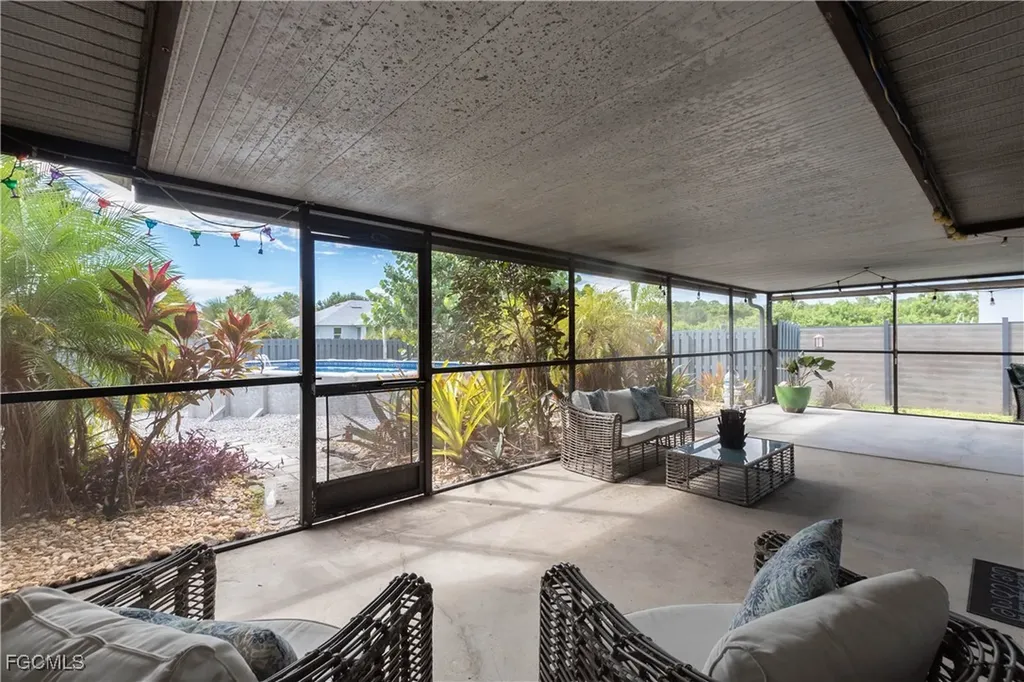 6047 Tabor Avenue Fort Myers FL 33905