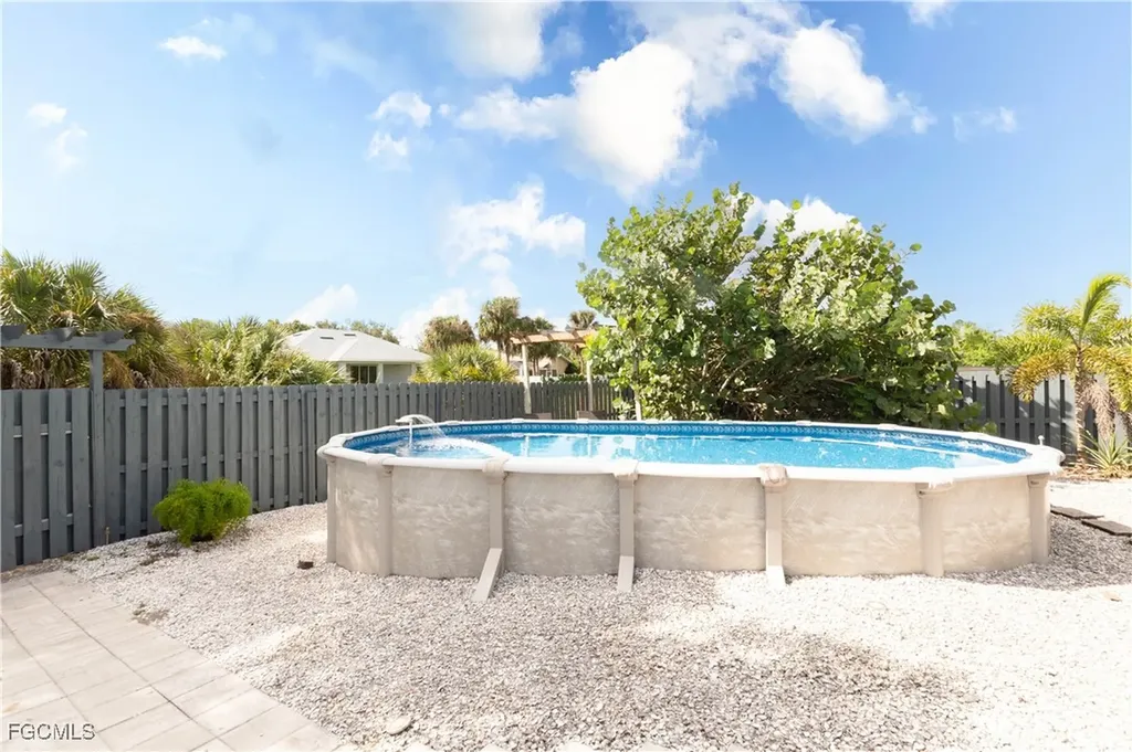 6047 Tabor Avenue Fort Myers FL 33905