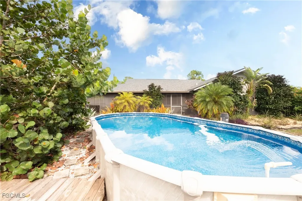 6047 Tabor Avenue Fort Myers FL 33905