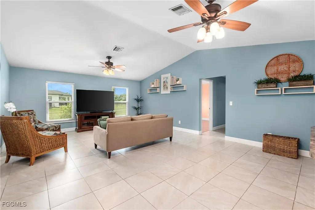 6047 Tabor Avenue Fort Myers FL 33905