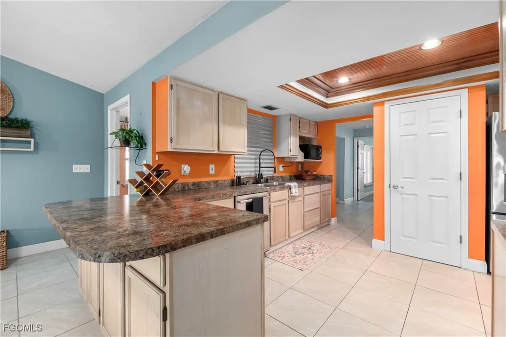 6047 Tabor Avenue Fort Myers FL 33905