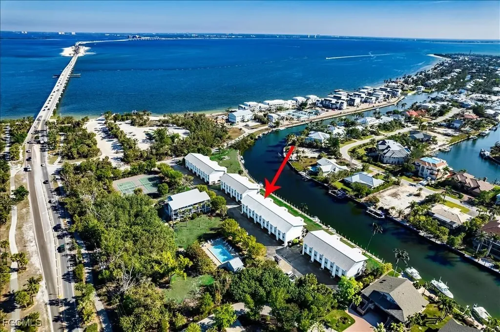 1250 Tennisplace Court Sanibel FL 33957