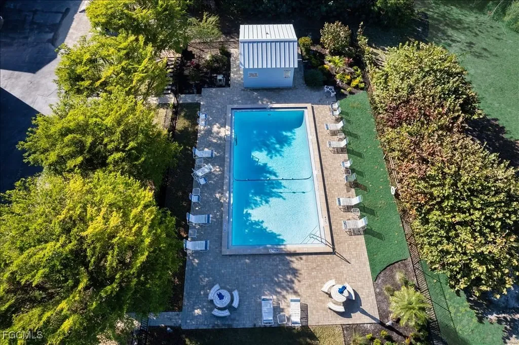 1250 Tennisplace Court Sanibel FL 33957