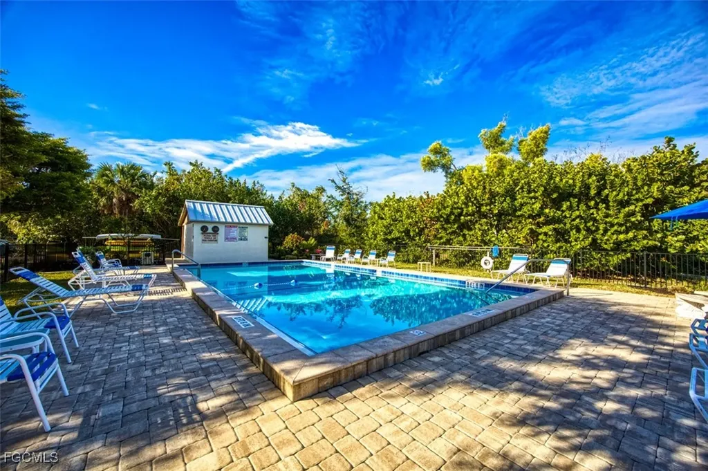 1250 Tennisplace Court Sanibel FL 33957