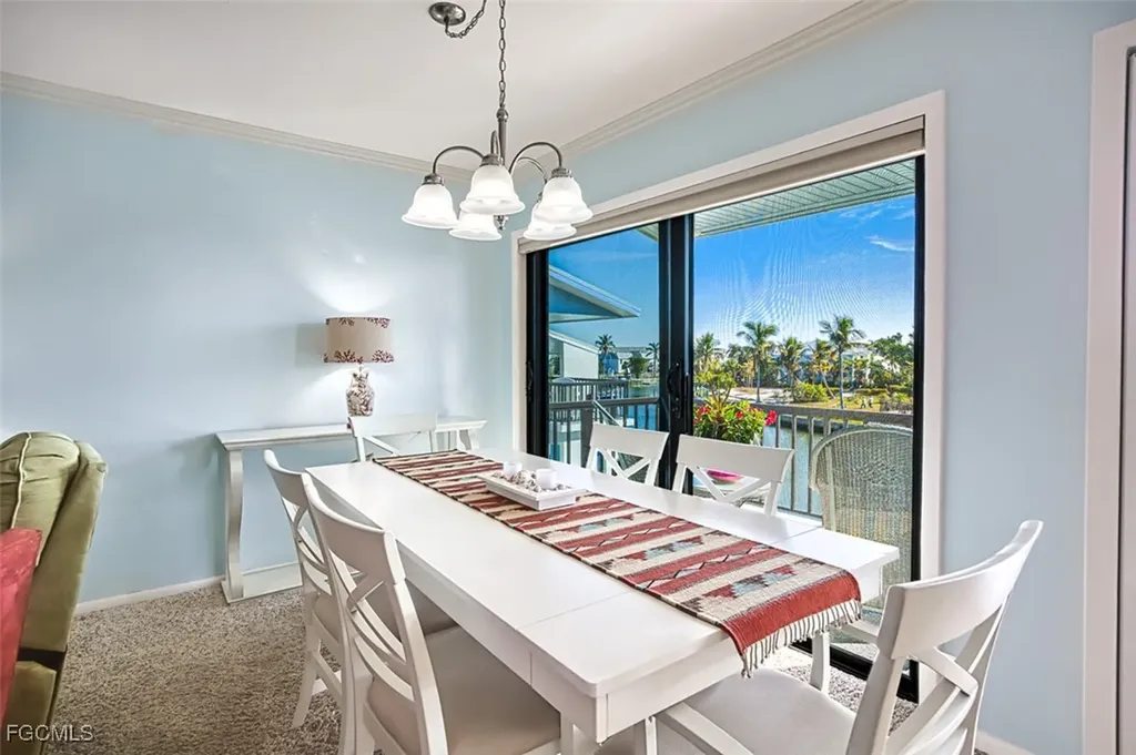 1250 Tennisplace Court Sanibel FL 33957