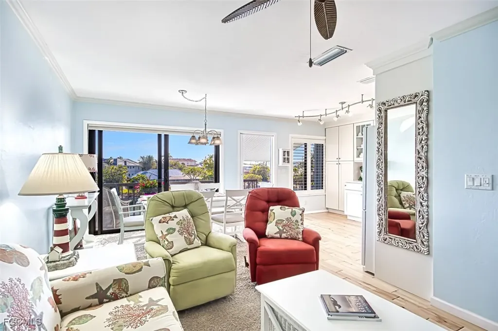 1250 Tennisplace Court Sanibel FL 33957