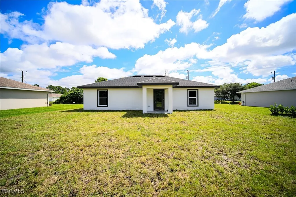 921 Sterling Street E Lehigh Acres FL 33974