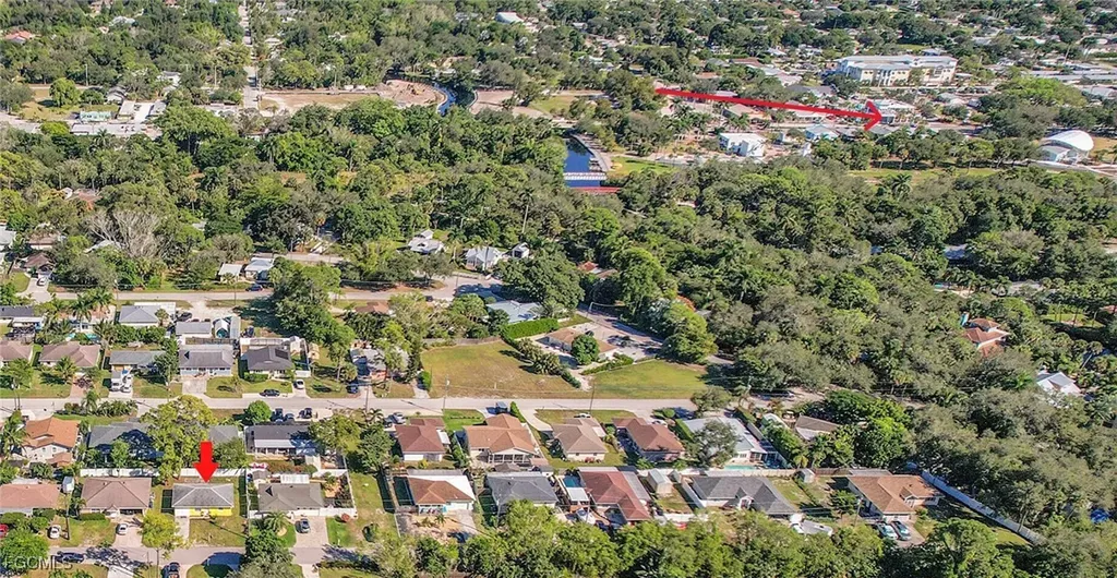 27101 Pine Avenue Bonita Springs FL 34135