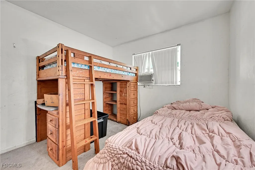 27101 Pine Avenue Bonita Springs FL 34135