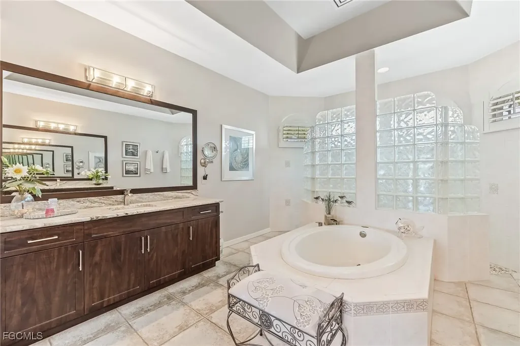 15830 Catalpa Cove Drive Fort Myers FL 33908