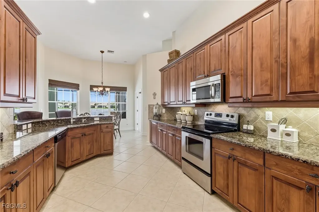 13023 Milford Place Fort Myers FL 33913