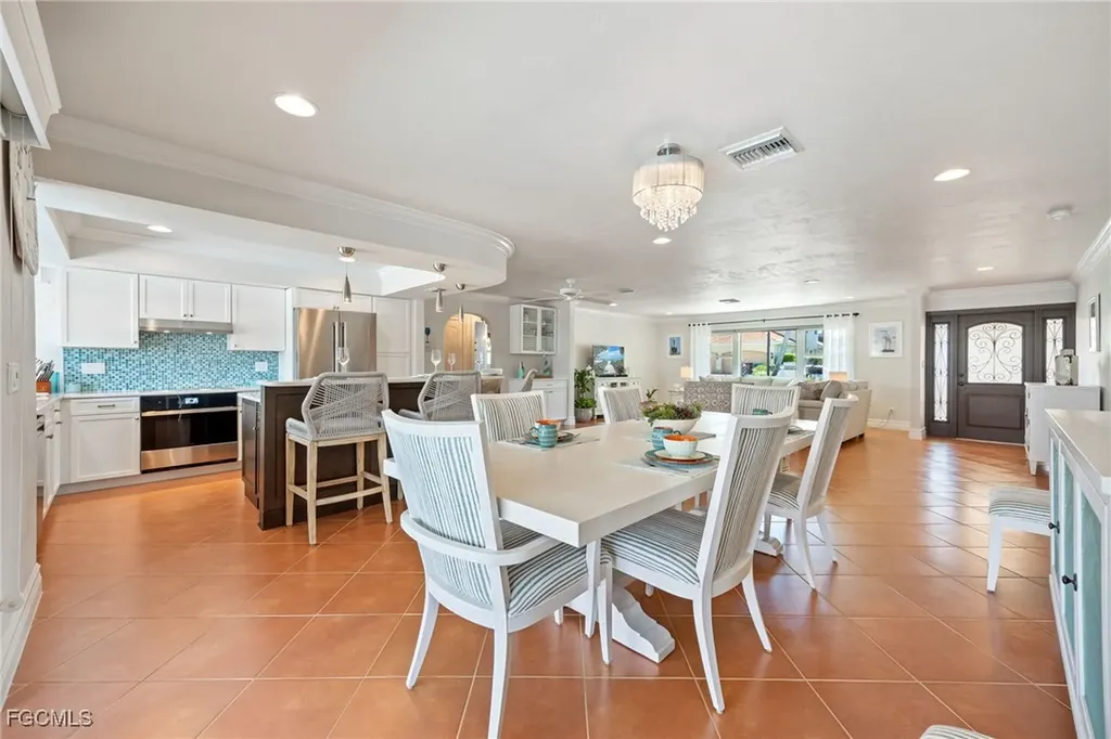 119 SW 52nd Terrace Cape Coral FL 33914