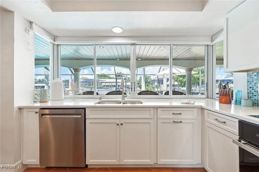 119 SW 52nd Terrace Cape Coral FL 33914