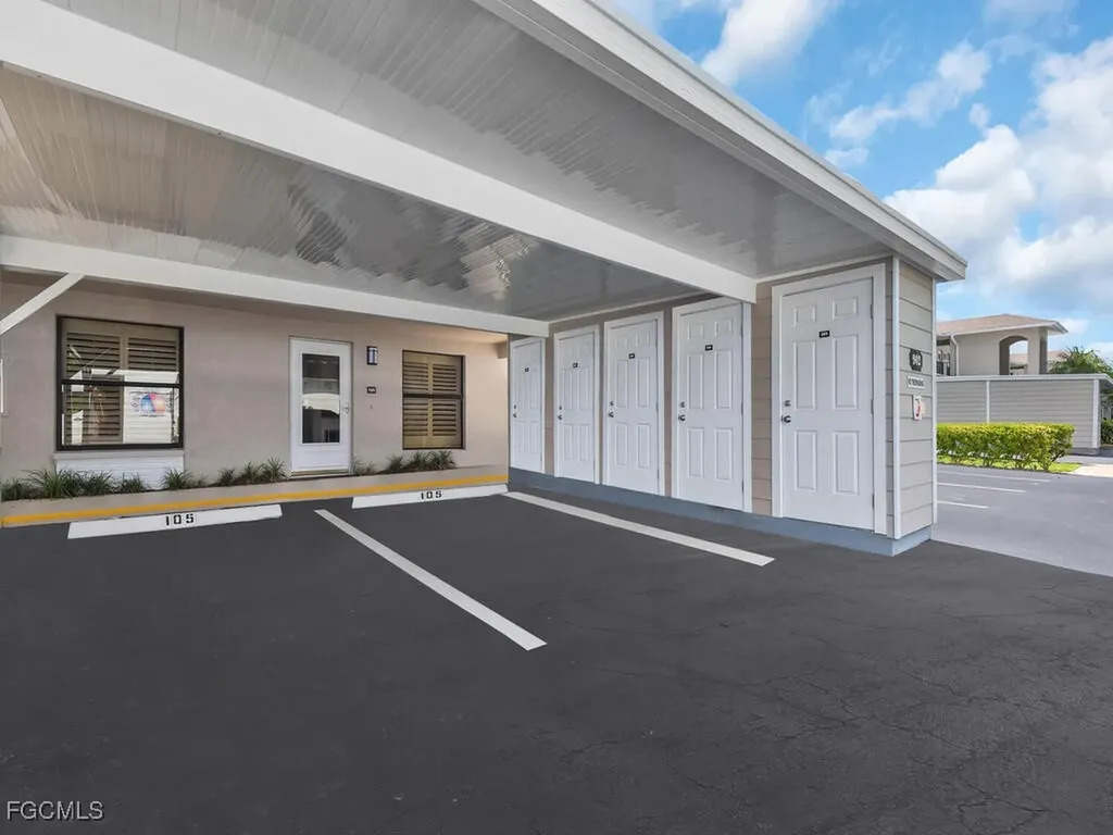 902 SW 48th Terrace Cape Coral FL 33914