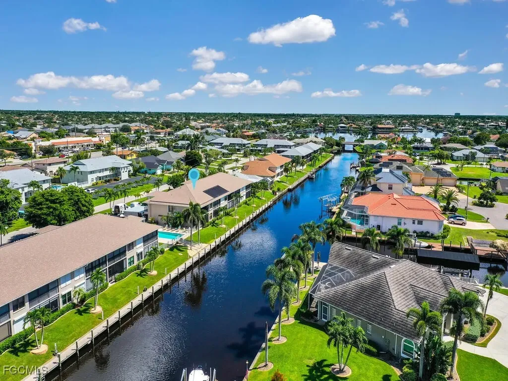 902 SW 48th Terrace Cape Coral FL 33914