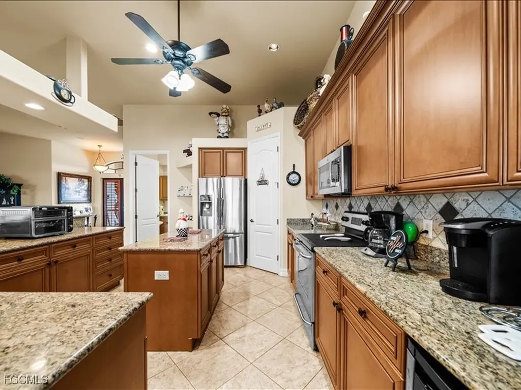 320 NW 26th Avenue Cape Coral FL 33993