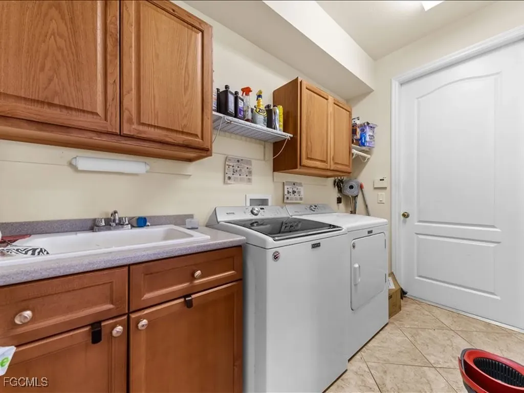 320 NW 26th Avenue Cape Coral FL 33993