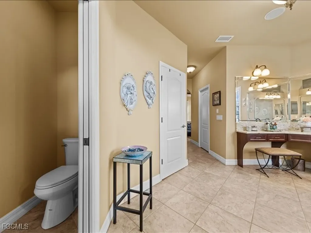 320 NW 26th Avenue Cape Coral FL 33993