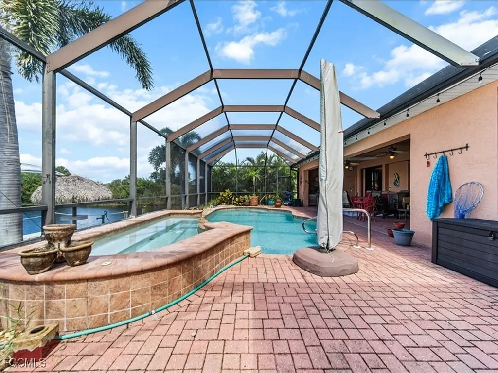 320 NW 26th Avenue Cape Coral FL 33993