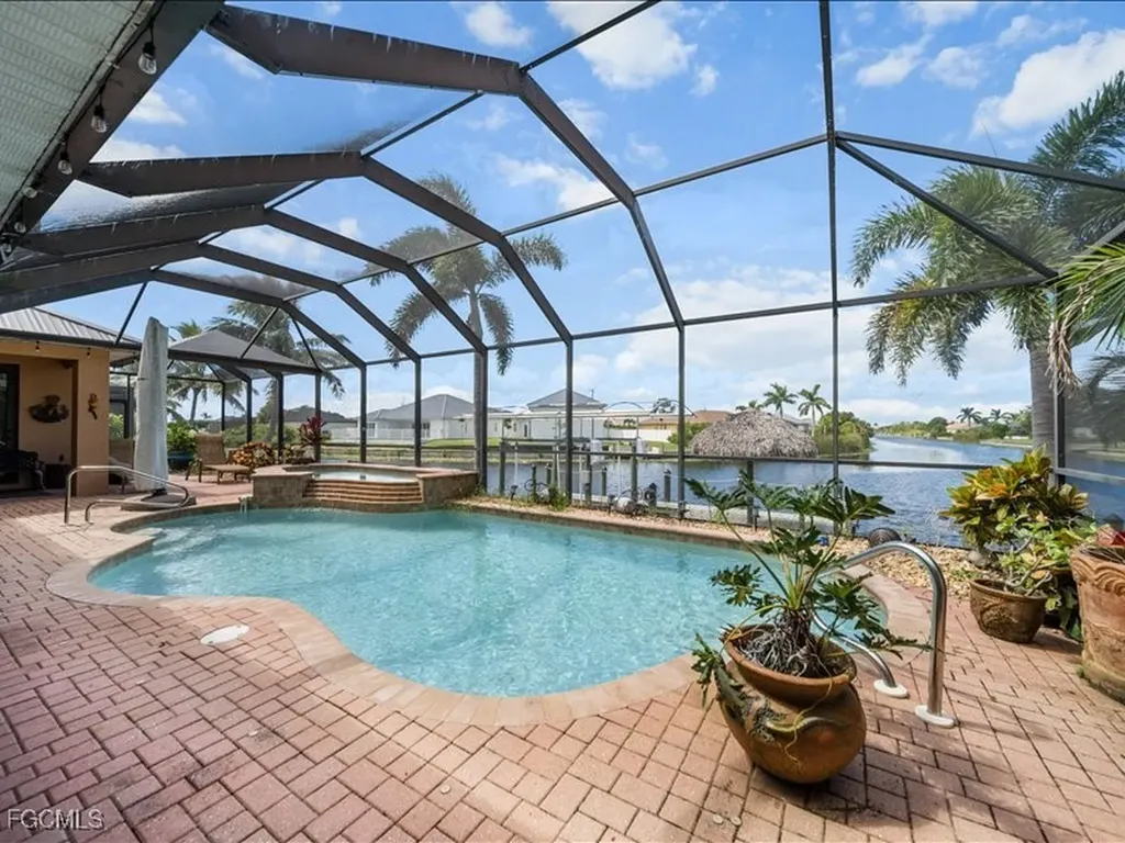 320 NW 26th Avenue Cape Coral FL 33993