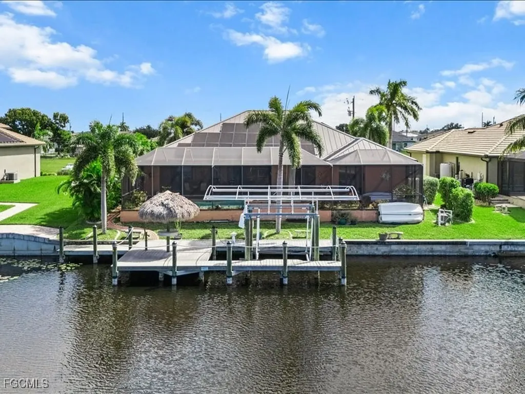 320 NW 26th Avenue Cape Coral FL 33993