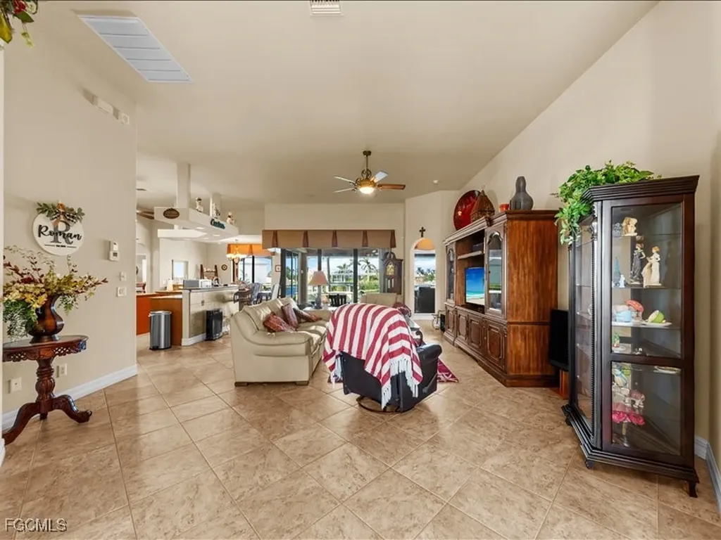 320 NW 26th Avenue Cape Coral FL 33993