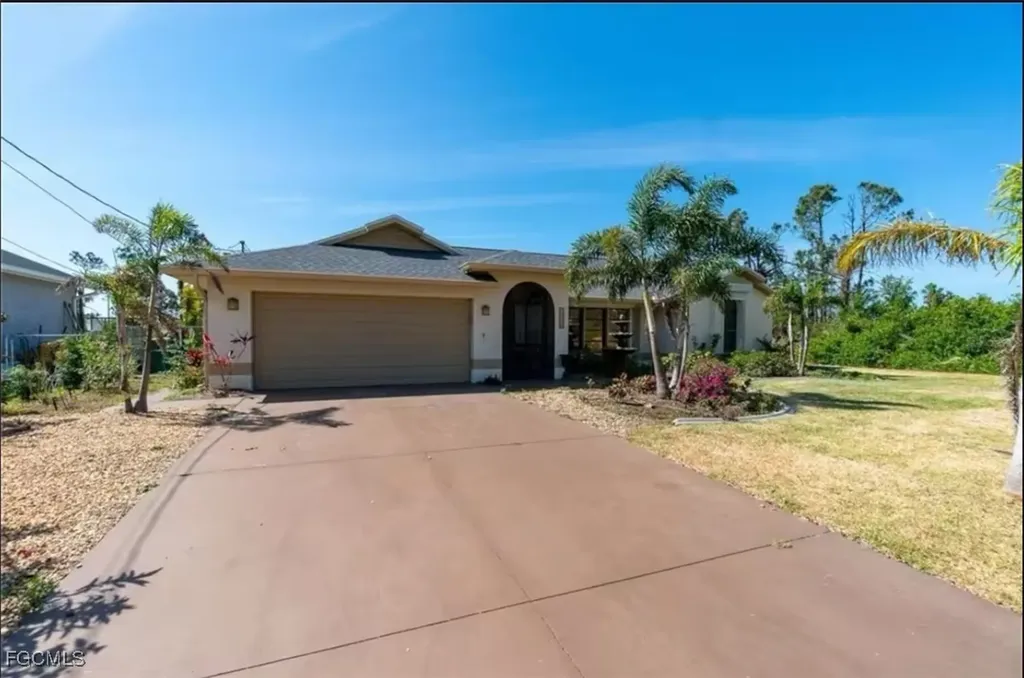 11195 Seabreeze Avenue Port Charlotte FL 33981