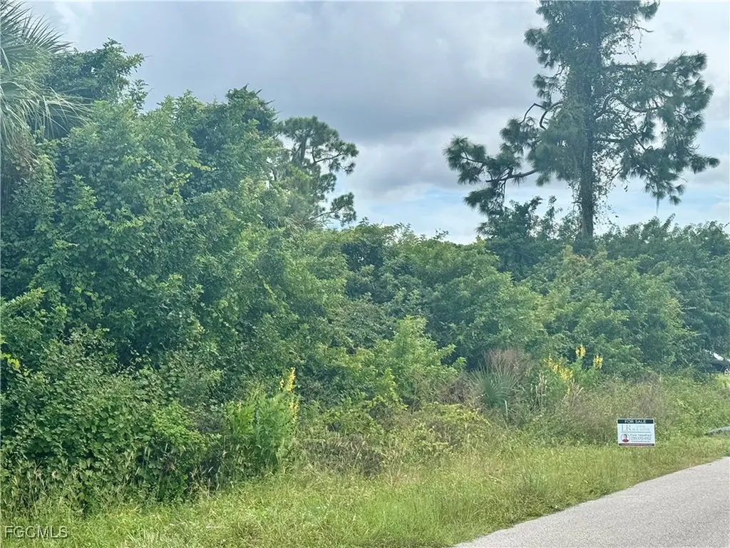 6116 Kramer Avenue Fort Myers FL 33905