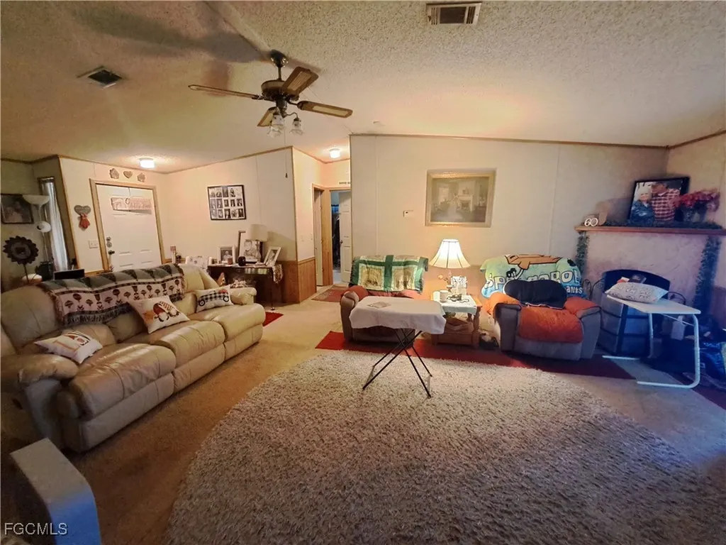 223 Pine Lane Clewiston FL 33440