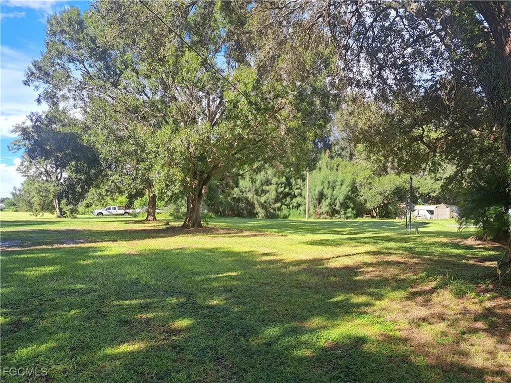 223 Pine Lane Clewiston FL 33440