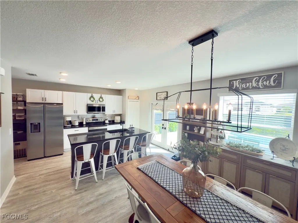 713 NW 37th Place Cape Coral FL 33993