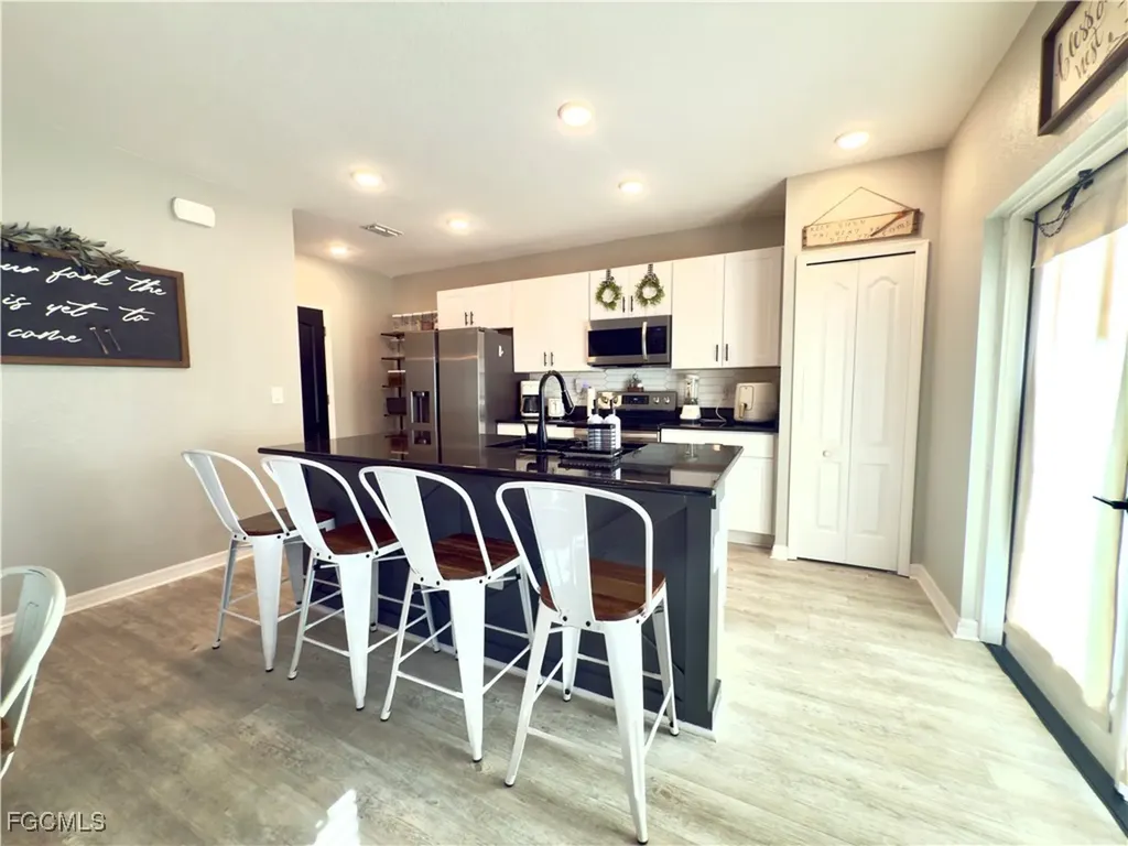 713 NW 37th Place Cape Coral FL 33993