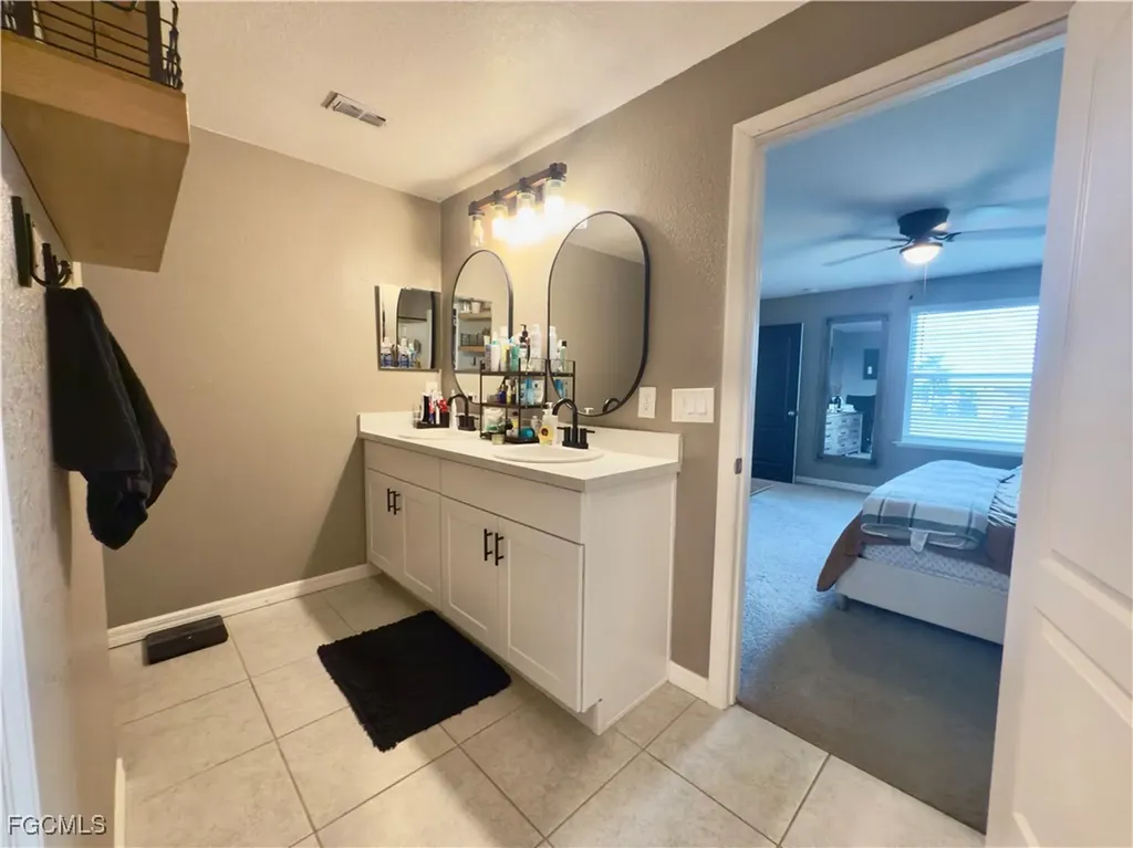 713 NW 37th Place Cape Coral FL 33993