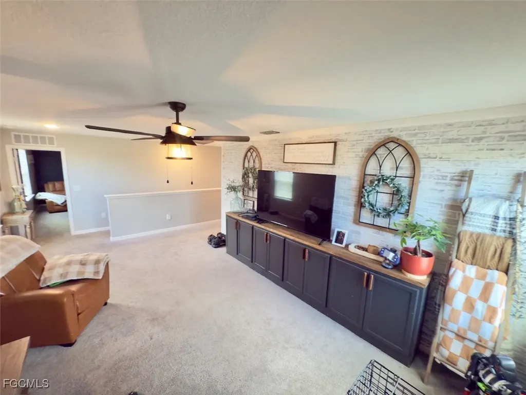 713 NW 37th Place Cape Coral FL 33993