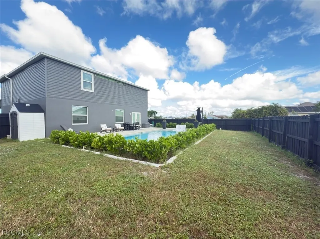 713 NW 37th Place Cape Coral FL 33993