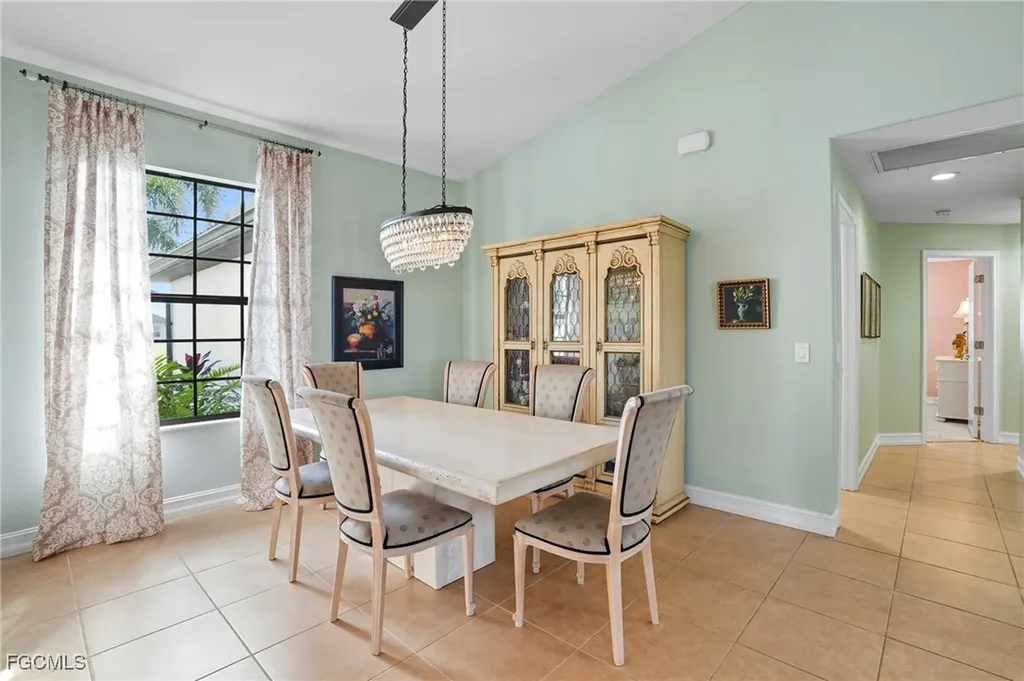 1506 NW 37th Place Cape Coral FL 33993