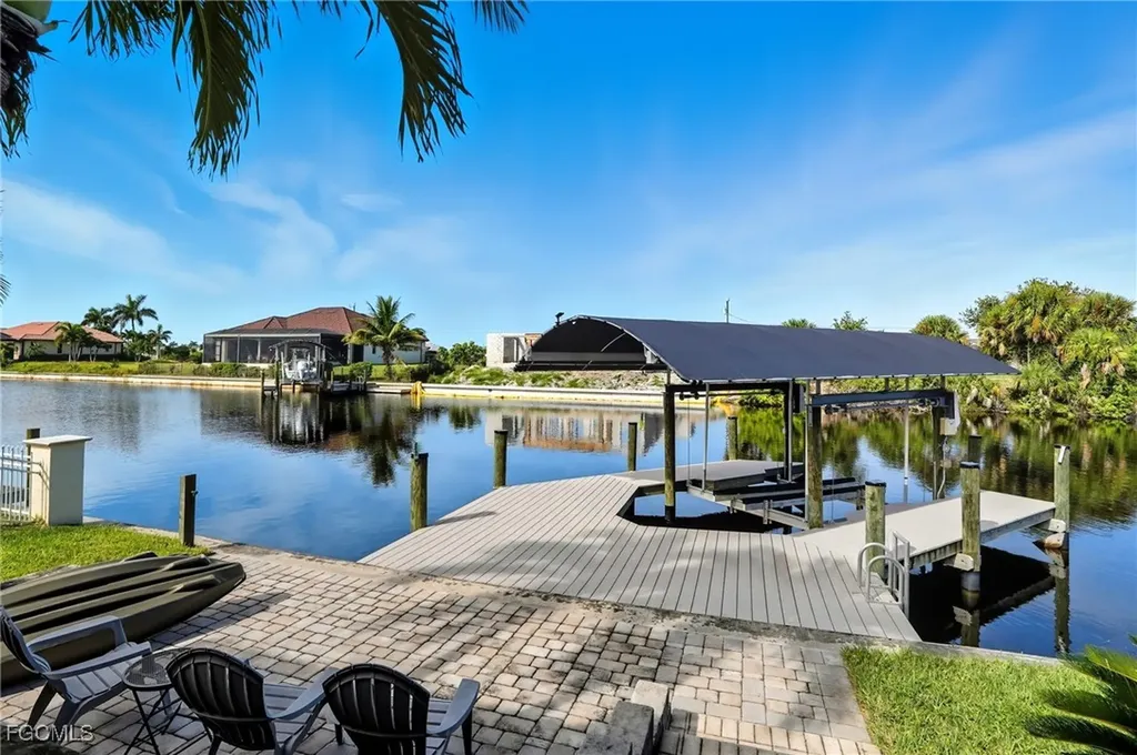 1506 NW 37th Place Cape Coral FL 33993