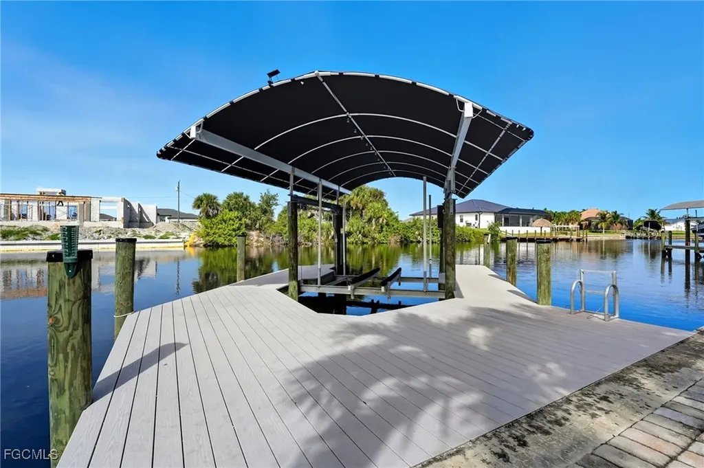 1506 NW 37th Place Cape Coral FL 33993