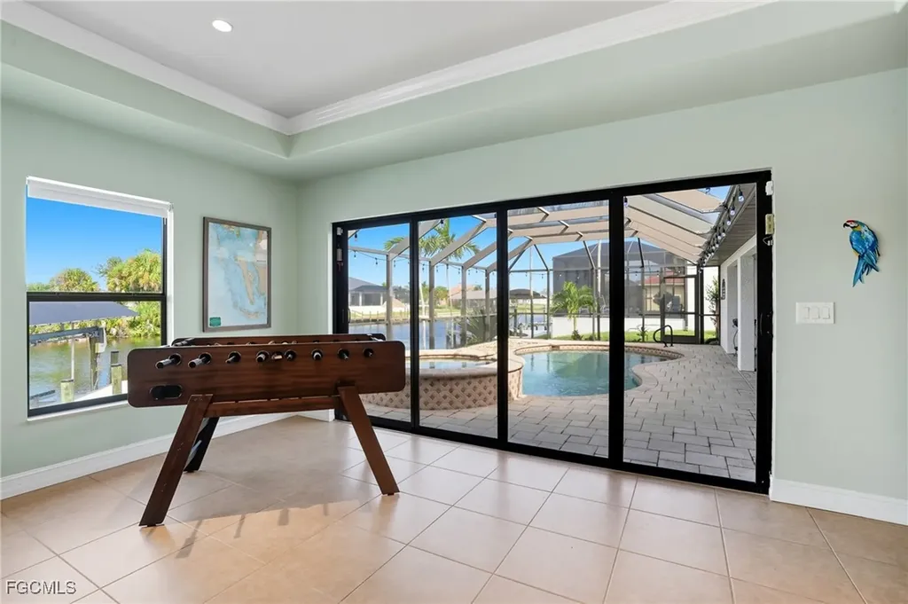 1506 NW 37th Place Cape Coral FL 33993